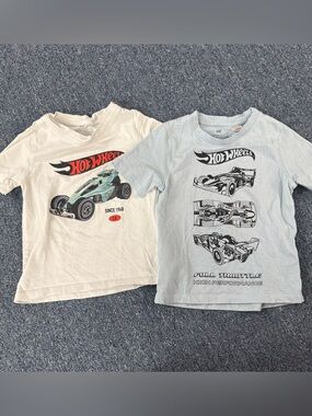 H&M Light Blue Kids Bundle of Tees Hot Wheels Car Shirts Size 2T